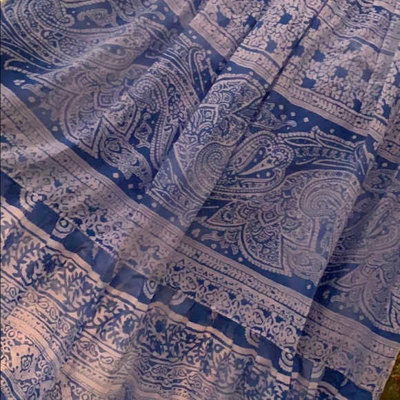 Printed ruffled skirt - Picture 2 of 4